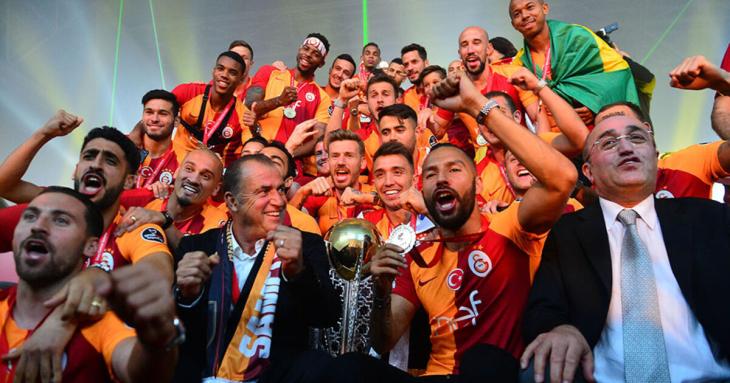 5e42b1eb0cf40 - Galatasaray Şampiyonluk Klibi